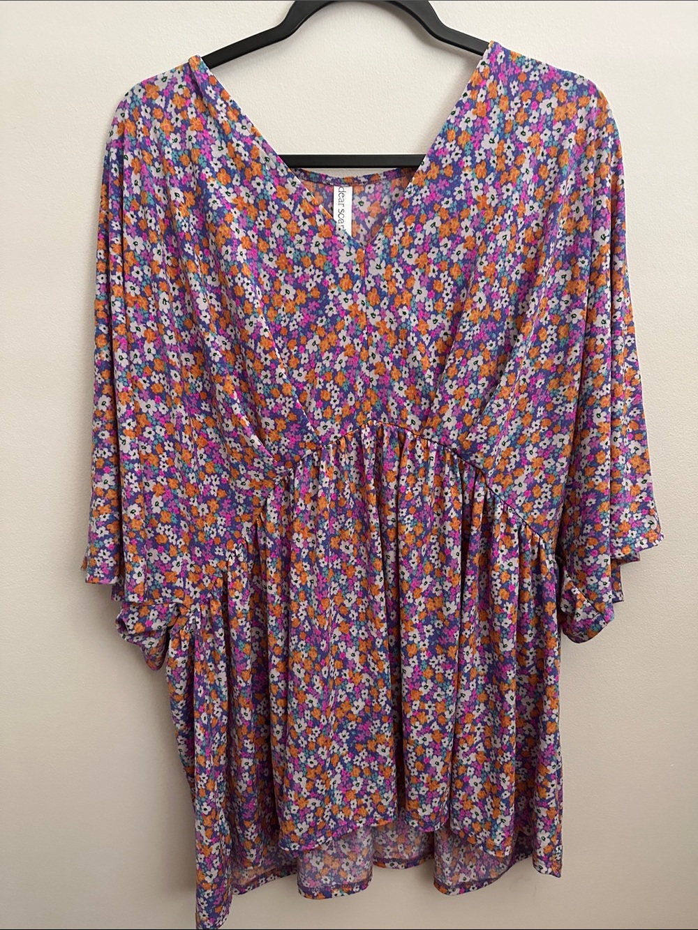 Scarlett Floral V-Neck Top in Purple, Orange & White